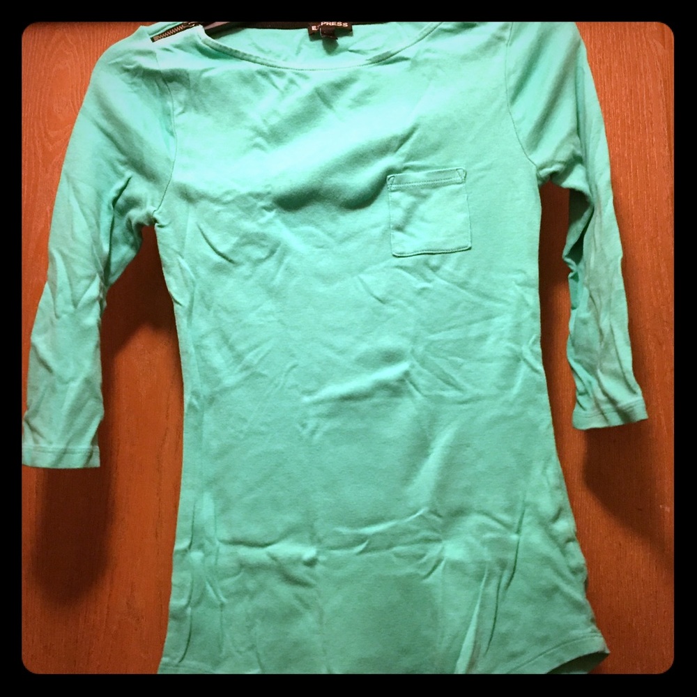 Mint green top